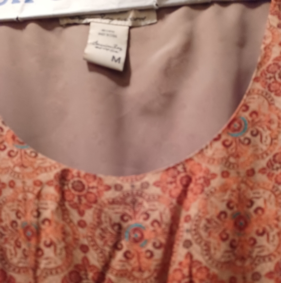 American Rag dress. 💯 Rayon (outer). 💯 polyester (lining). - Picture 2 of 6